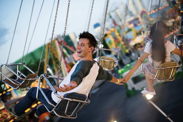 Sorties dans les parcs d'attractions : Quels sont les avantages pour les enfants ?